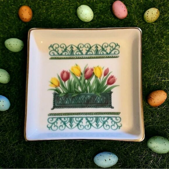 Vintage Aynsley Victorian Garden Square Fine Bone China  Trinket Dish - Picture 2 of 7